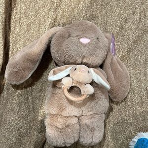 Brand new Easter bunnies.  With tags.  Never used.  10 inch each.  Set